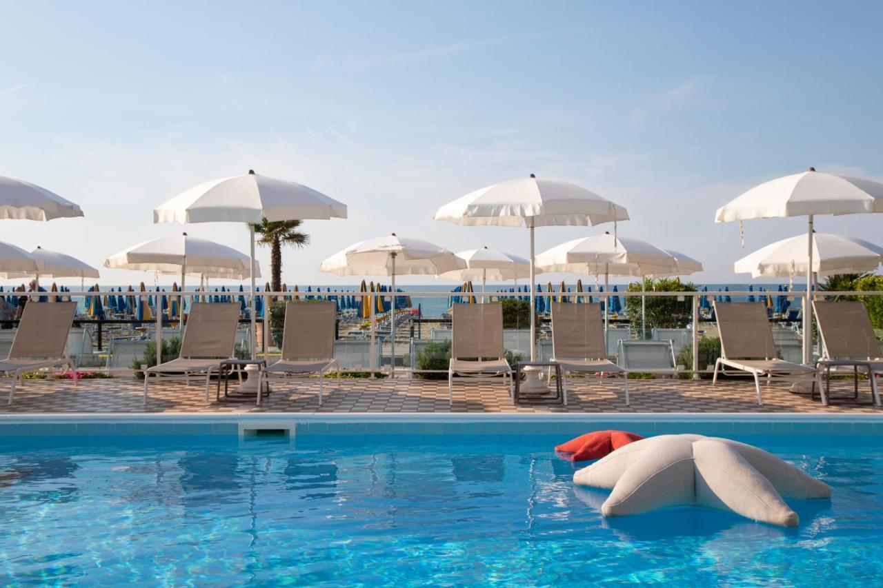 Hotel Mirafiori Lido di Jesolo Exteriör bild