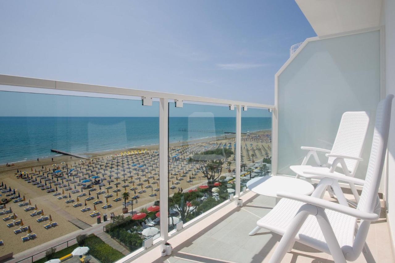 Hotel Mirafiori Lido di Jesolo Exteriör bild