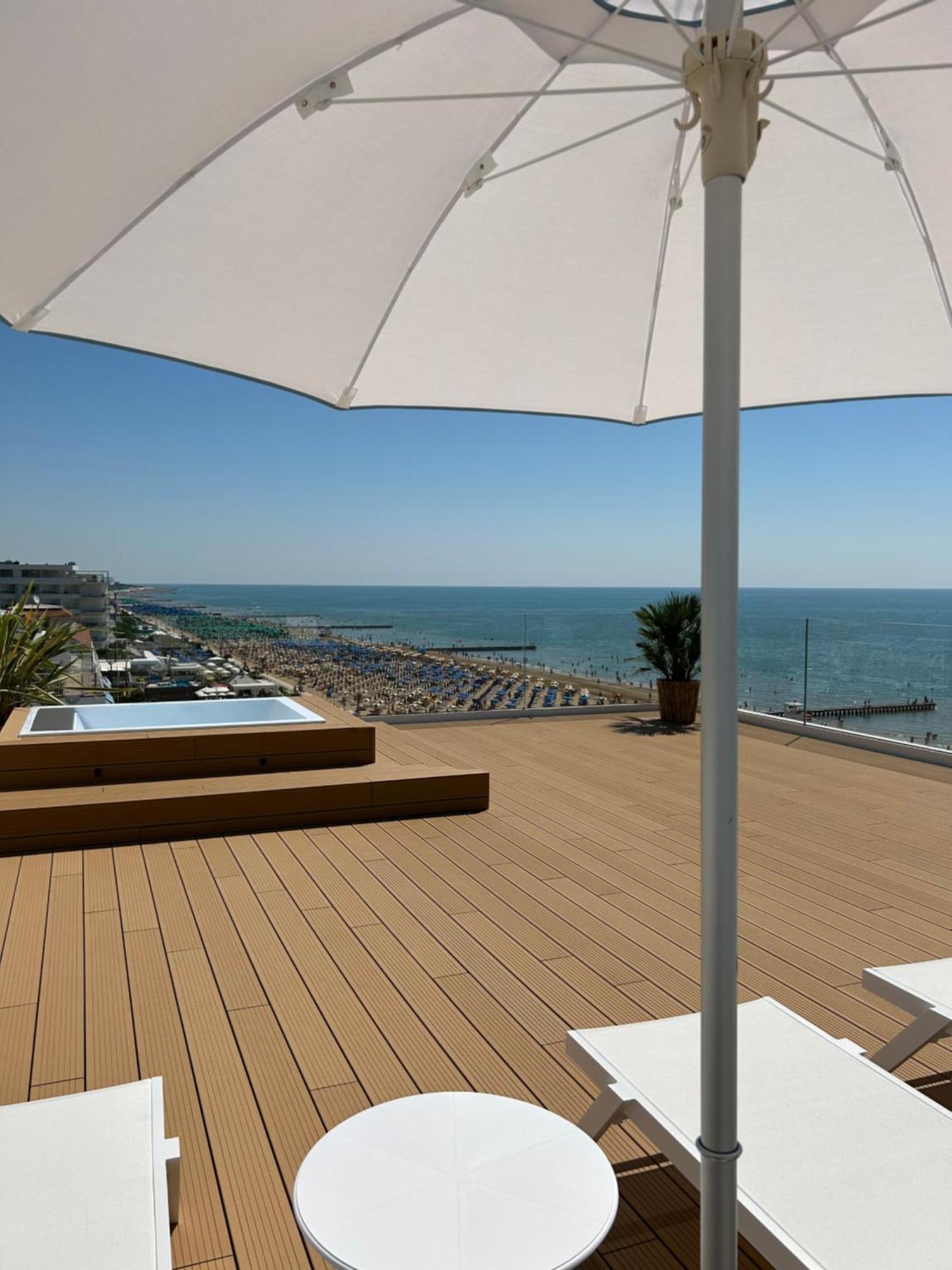 Hotel Mirafiori Lido di Jesolo Exteriör bild